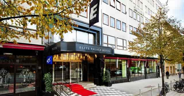Vanadissalen at Elite Palace Hotel, red carpet entrance, ideal for corporate meetings and conferences.