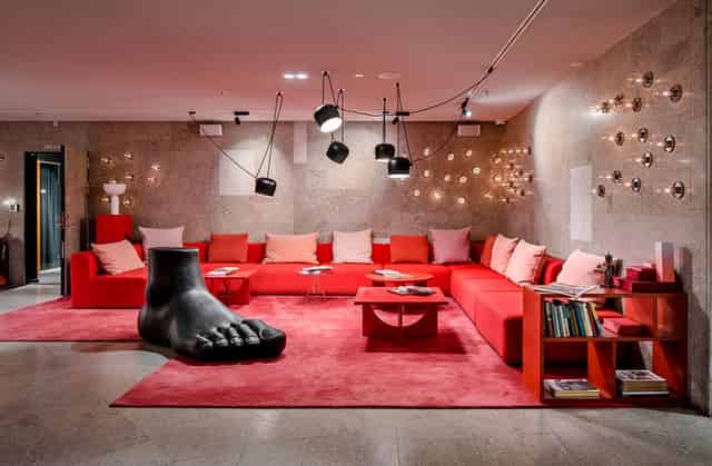 GT30 Lounge