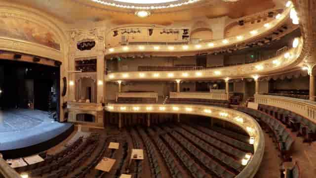 Stora scenen at Dramaten: Tiered proscenium theater for plenary events and corporate conferences.