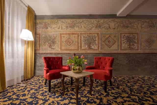 Classic breakout corner at Hotel Gamla Stan Stockholm, ideal for VIP meetings and networking events.