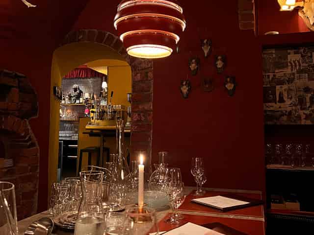 Oenothèque Bar