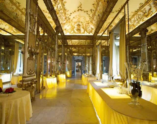 Galleria degli Specchi