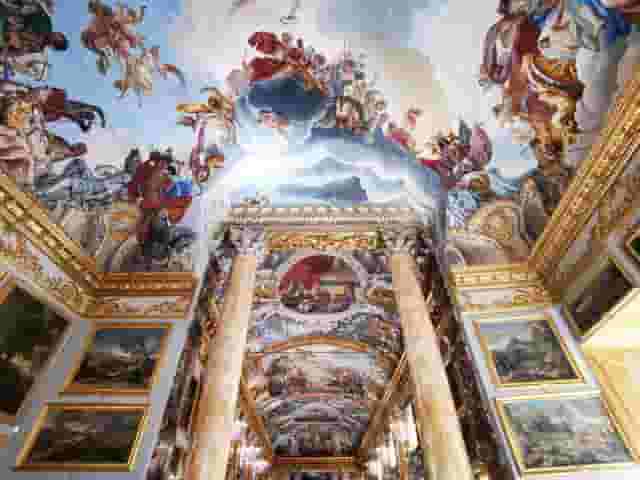 Sala della Colonna Bellica