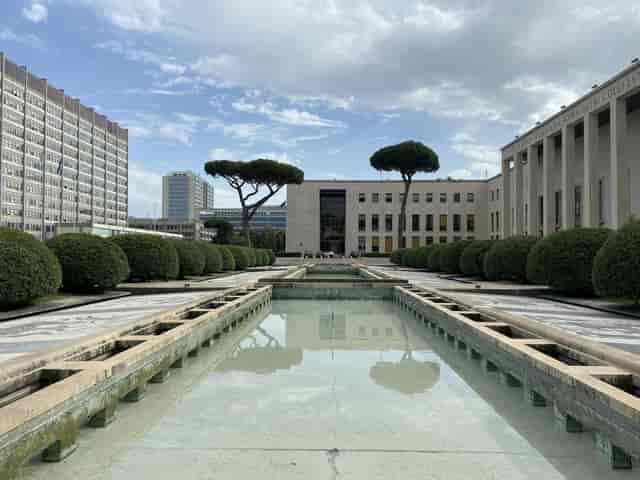 Salone delle Fontane architecture with water feature for corporate event and luxury reception.