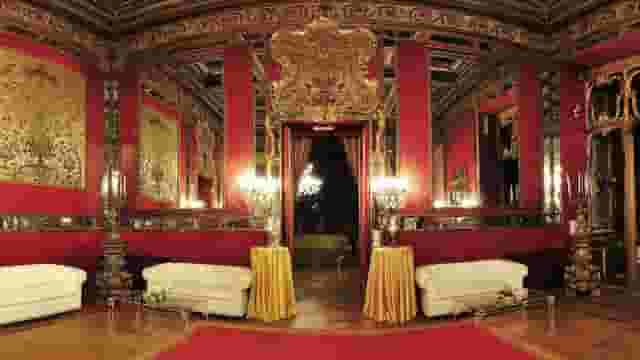 Hallway of Mirrors