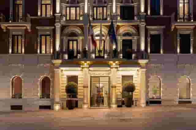 Scarpetta BAR