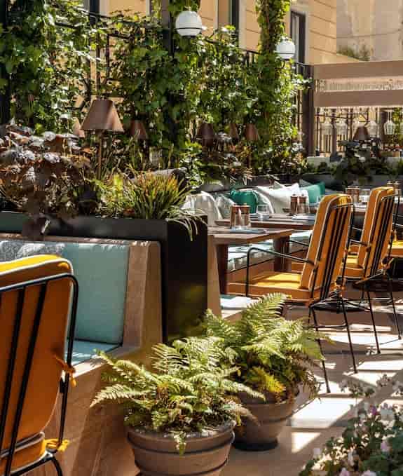 Il Salotto lounge at The Hoxton Rome for high-end outdoor networking and corporate event hosting.