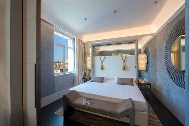 Tritone Room