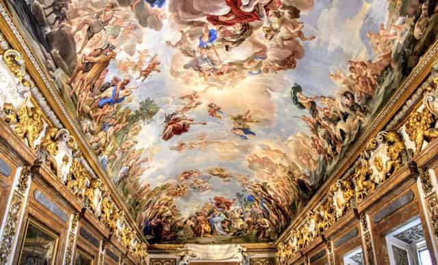 Galleria degli Specchi