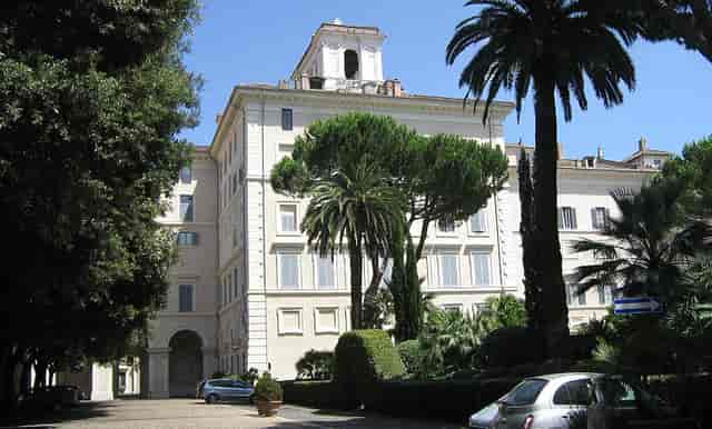 Congressi Rospigliosi historic hall for luxury corporate retreats and networking events.
