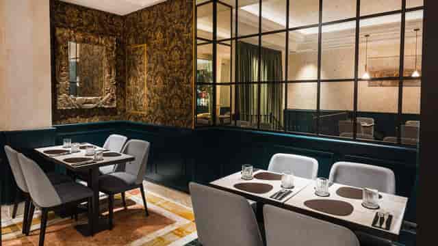 Ramo Bistrot at Trilussa Palace Hotel: elegant boutique dining for VIP meetings and events.