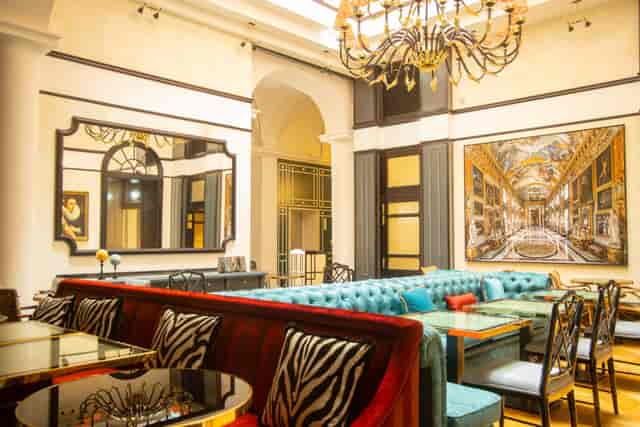 Don Pasquale Cucina & Bar: upscale venue for luxury VIP receptions and networking cocktail hours.