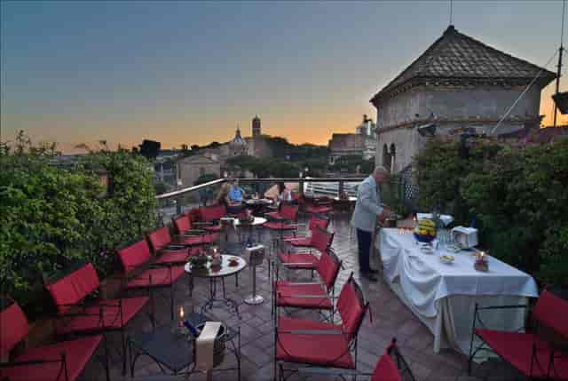 Rooftop reception terrace in Rome with iconic skyline, perfect for corporate and incentive events.