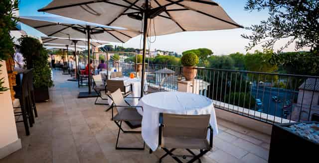 Panoramic terrace