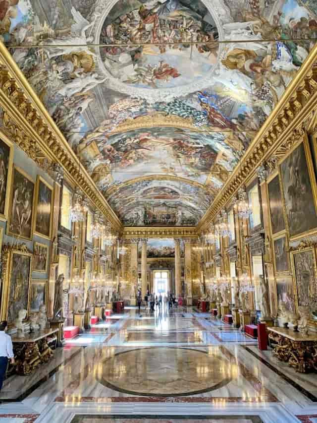 Palazzo Colonna: the aristocratic ...