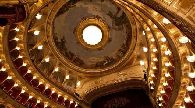 Performing arts theater