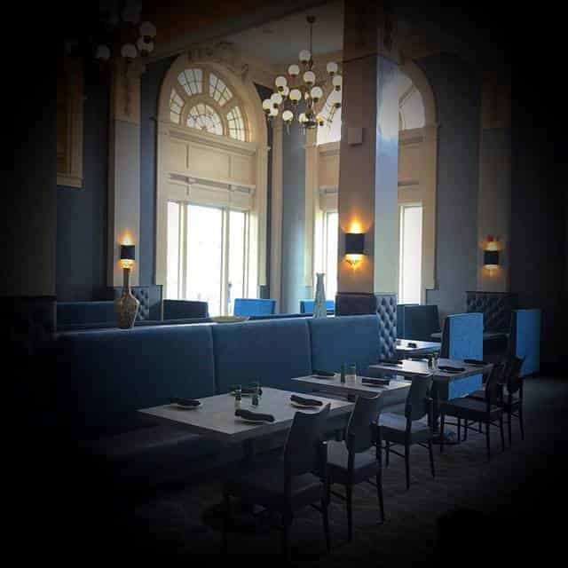 Cocktail bar
