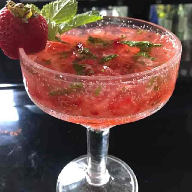 Signature cocktail at an Iconic bar for summer networking events and welcome receptions.