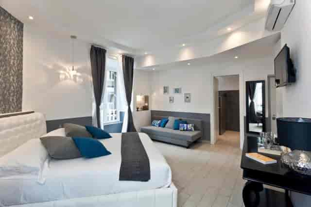 HOTEL AETERNA ROOMS COLLECTION ...