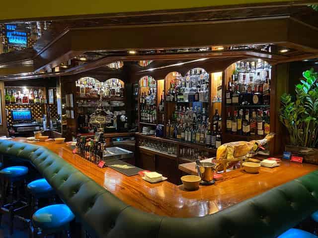 Castellana Lounge
