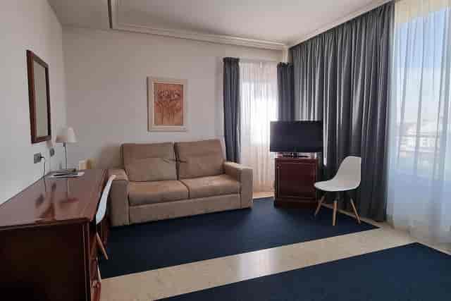Hotel Gran Legazpi conference room for professional business meetings and off-site planning.