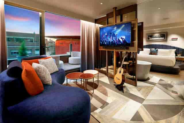 Luxury Roxy Lounge suite at Hard Rock Hotel Madrid for VIP speaker events and executive meetings.