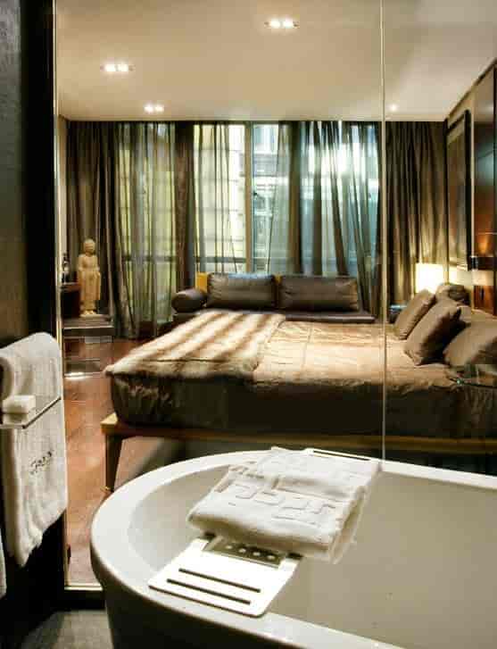 La Cava Oculta hotel room at Hotel Urban, luxury interior design for VIP corporate travel events.