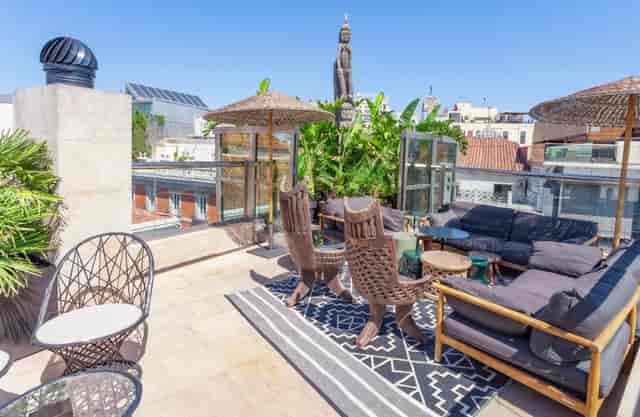 La Cava Oculta rooftop lounge, ideal for VIP networking and corporate event activation.