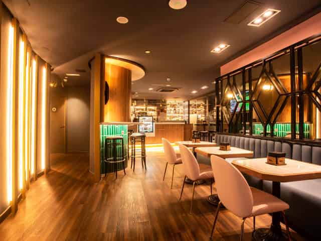Bar