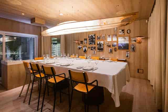 Private dining villa in Ramses with canoe lighting, perfect for VIP board meetings and events.