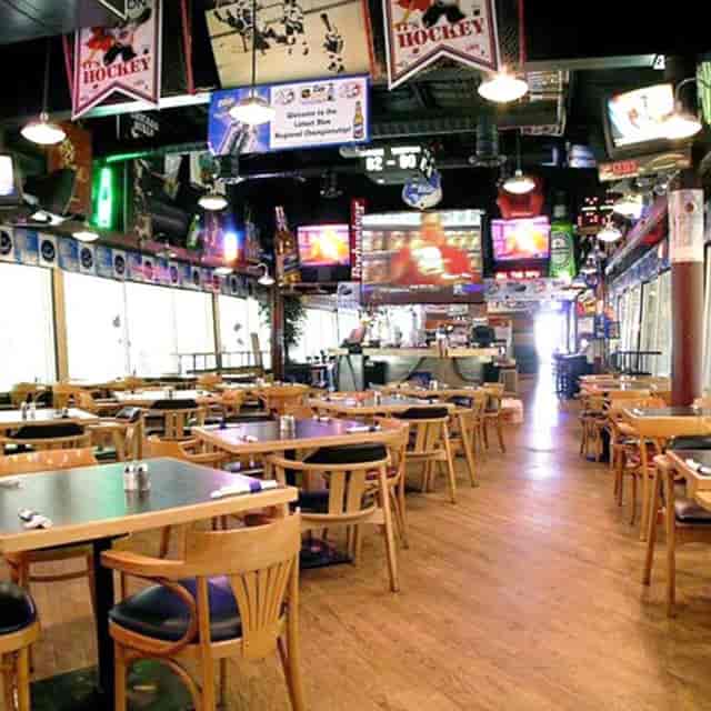 Café at Planet Ice: casual dining venue for sports team building and networking events.
