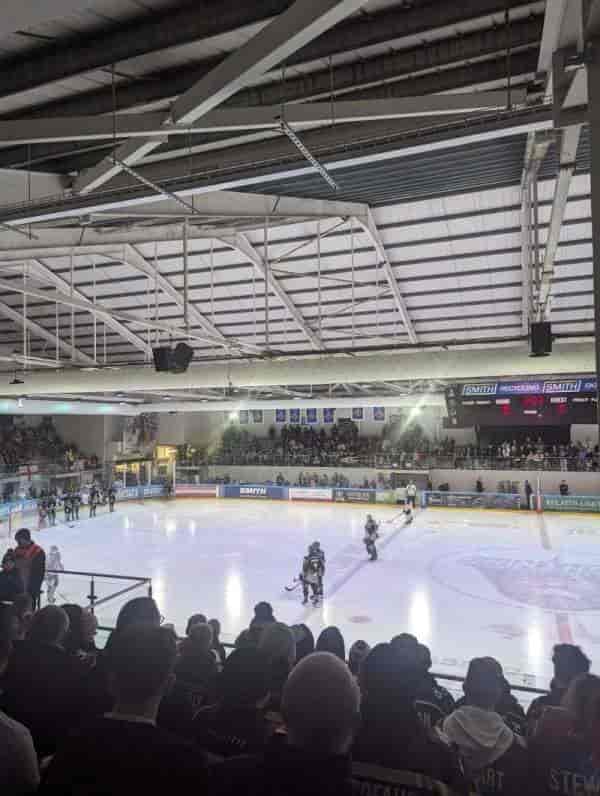 Planet Ice Milton Keynes: Versatile ice rink venue for corporate events and sport conversions.