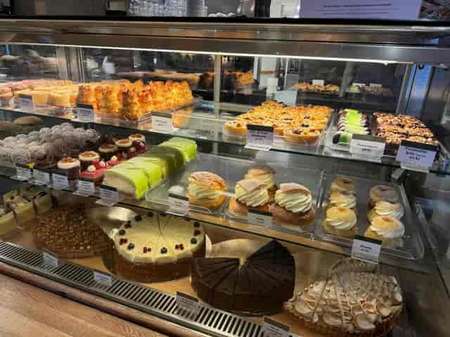 Pastry display at Grillska Huset for premium catering and corporate networking events.