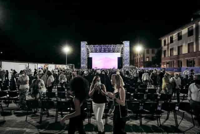 proiezione all'Arena Milano Est "Regina ...