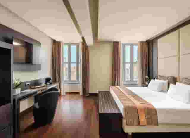 Duomo Room