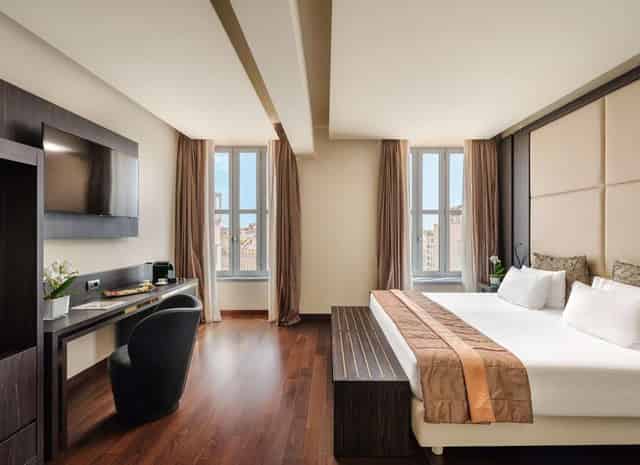 Duomo Room