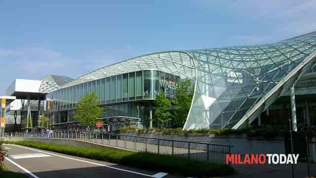 Franci at Stella Polare Convention Centre, modern glass architecture for trade shows and summits.