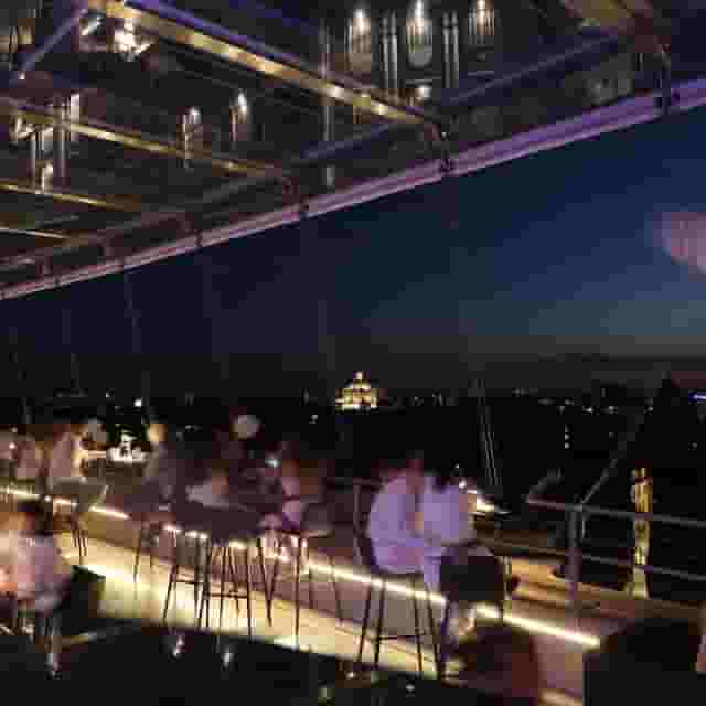 Rooftop Lounge