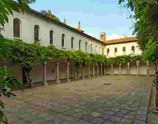 Chiostro delle Memorie