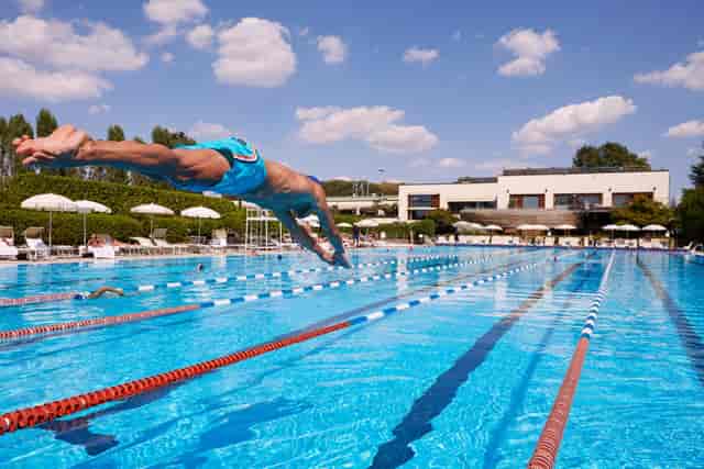 Aspria Harbour Club Milan 25m indoor pool, perfect for wellness corporate retreats and travel events.