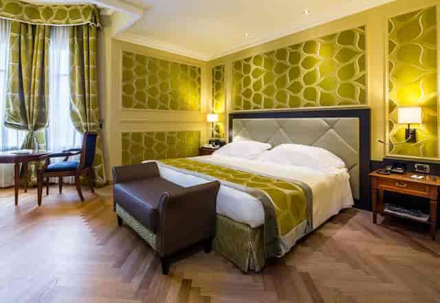 Upscale Visconti guest room at Starhotels Tourist for VIP speakers and incentive travel events.