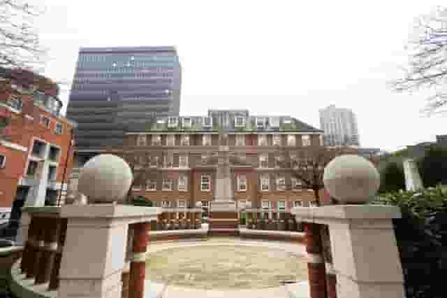 Barber-Surgeons’ Hall
