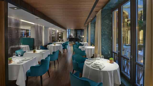 Banquet hall