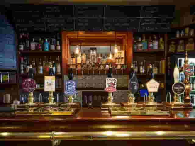 Bar