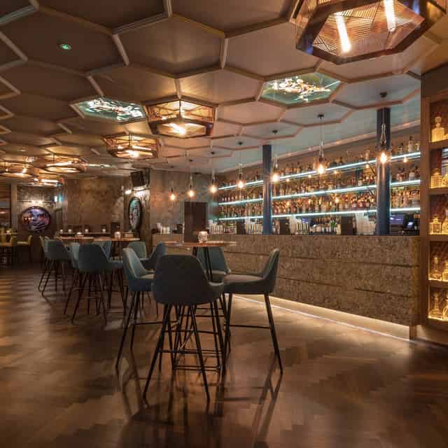 Cocktail Bar