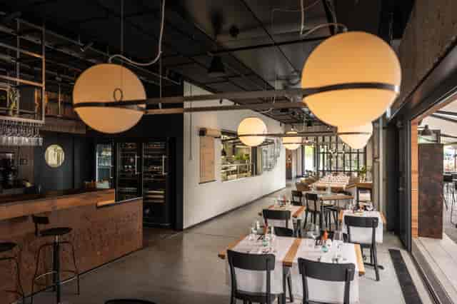 Eve’s Kitchen industrial venue for corporate dinners and VIP networking events.
