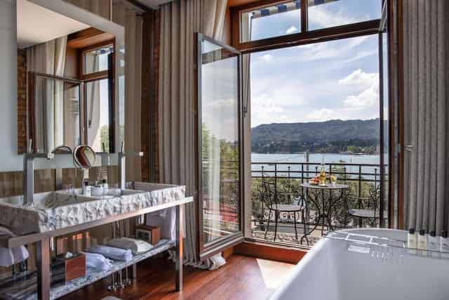 Premier Terrace Room