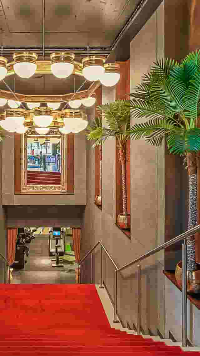 Customer Lounge