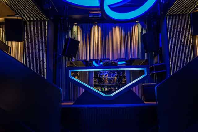 night_club