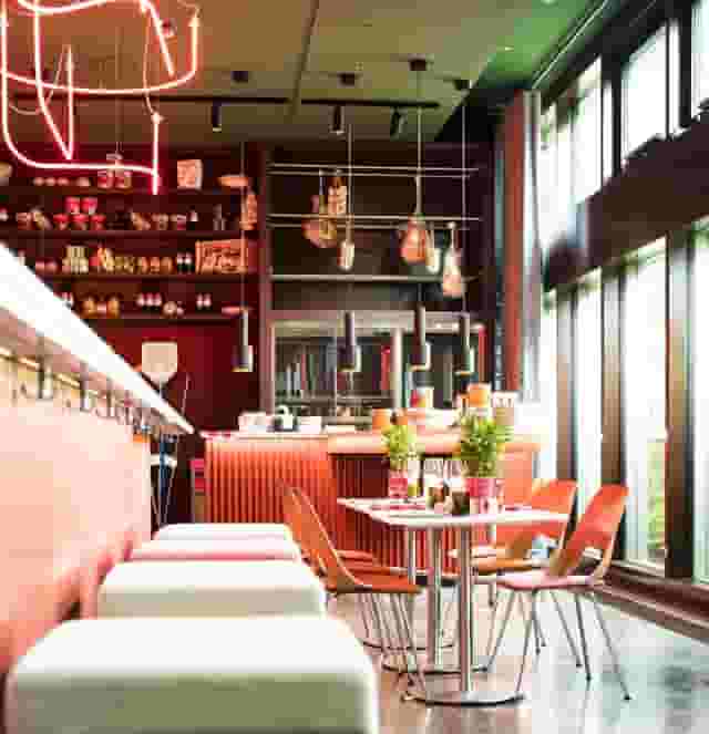 Bar